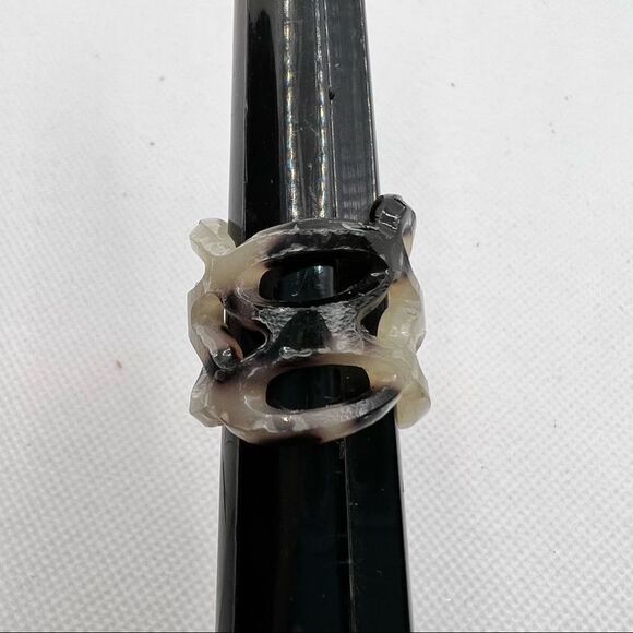 🍭4/$20 Plastic Tortoiseshell Cage Ring - Size 5.5 - Picture 5 of 6